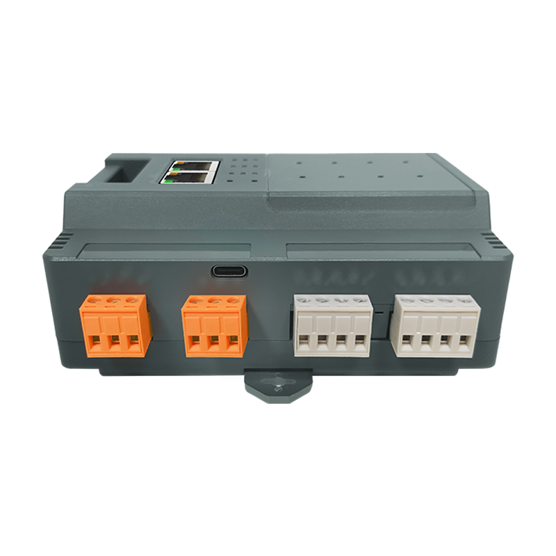 8-Universal - footer2.png